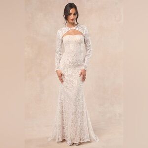 LULU’S NESKA LACE MAXI DRESS AND SHRUG SET